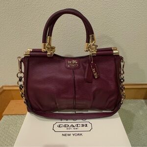 Authentic Limited Edition Coach Madison Pinnacle Textured Leather Carrie Handbag